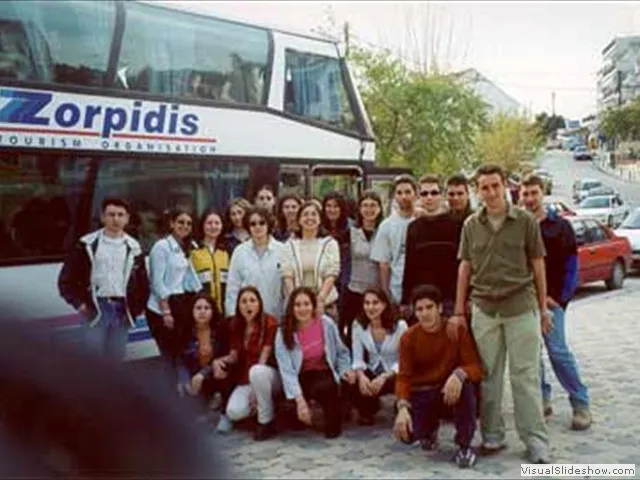 apr52001.jpg