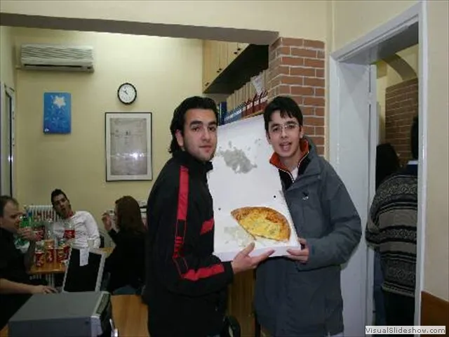 ΠΑΡΤΥ ΕΠΙΤΥΧΟΝΤΩΝ 2004
